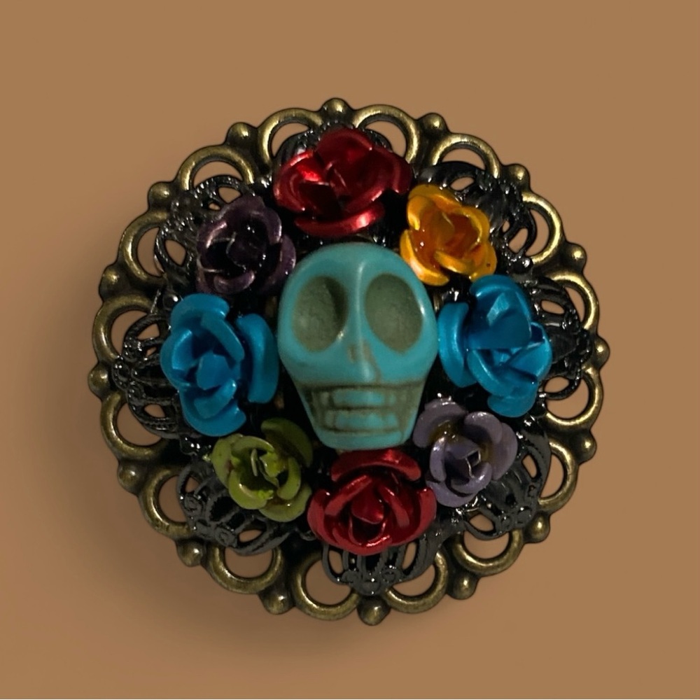 Vintage Ollipop USA Signed Dia de Los Muertos Filigree Brass Ring - Picture 1 of 10